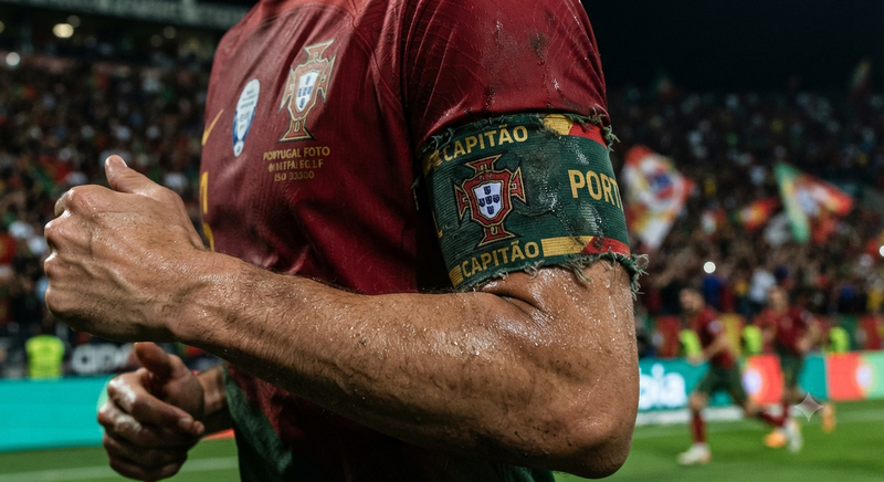 Portuguese Crest Captain's Armband