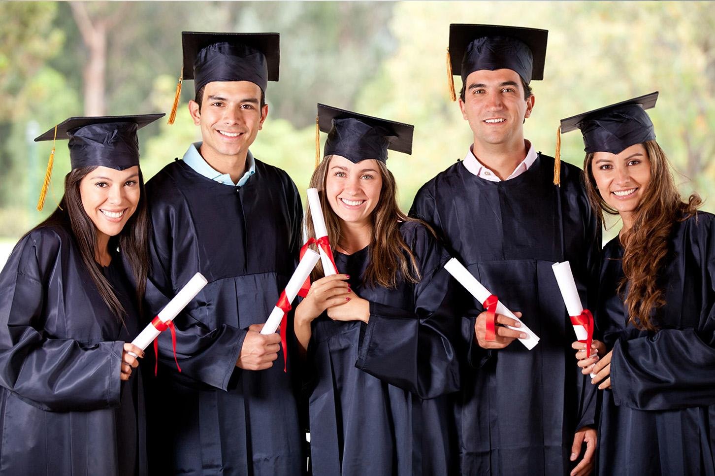 classic graduation photo