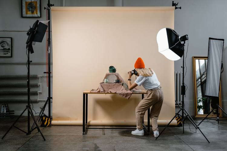 Minimal Equipment for Product Photography