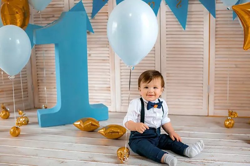 first birthday photoshoot boy