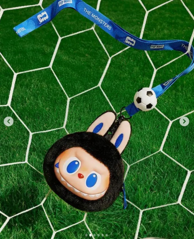Labubu World Cup Themed Phone Wallpapers 2