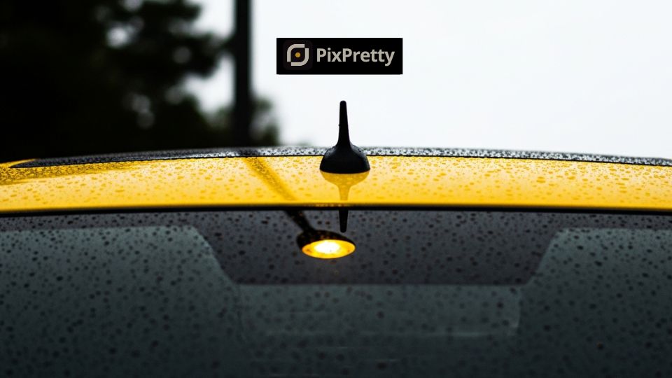 Teknik water mist untuk efek butiran air pada foto mobil