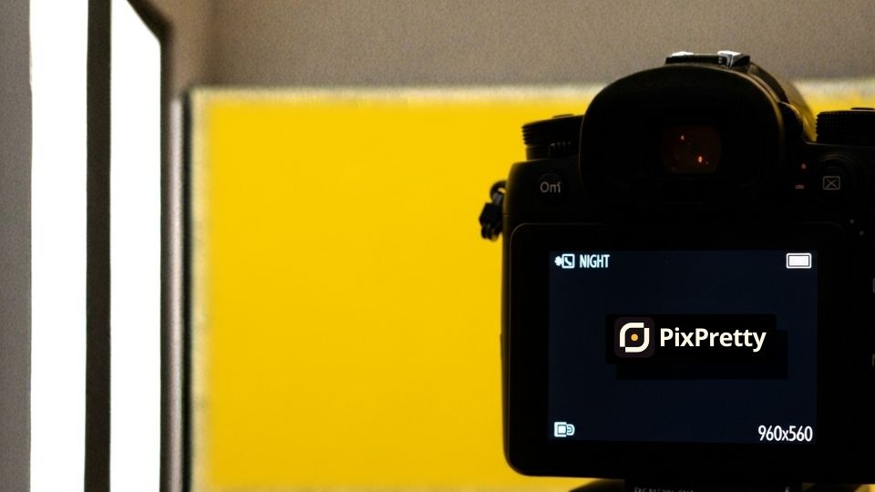 Menggunakan fitur Denoise PixPretty untuk menghilangkan bintik noise pada foto malam