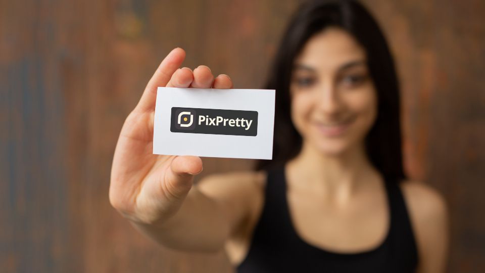 Mockup produk SVG diedit dengan pixpretty ai